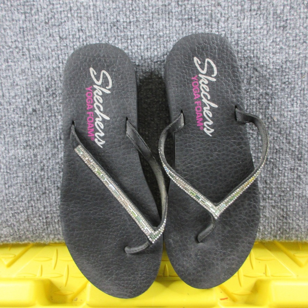 Skechers Yoga Foam Sandals Womens Size‎ 8 Black Flip Flop Rhinestone Comfort